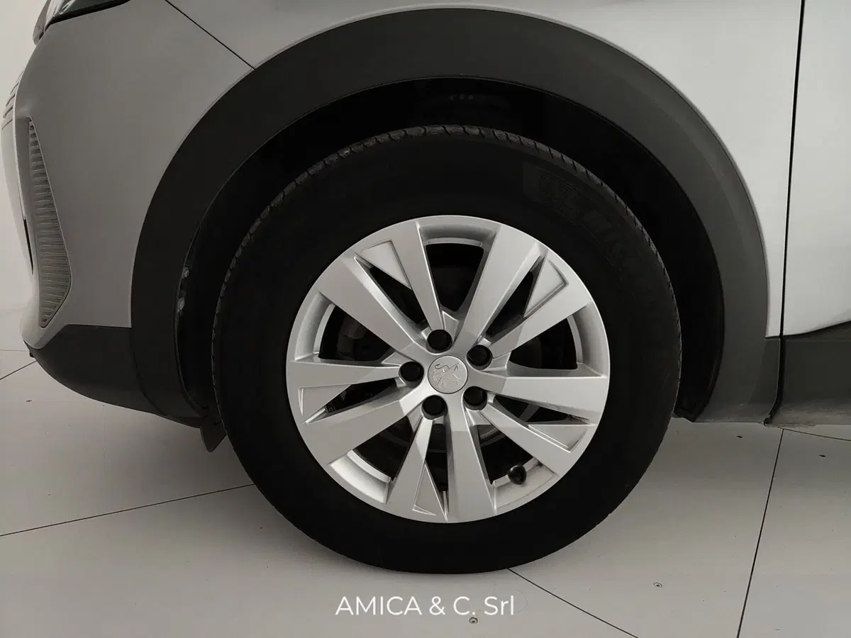 Peugeot 3008 usata a Caserta (9)
