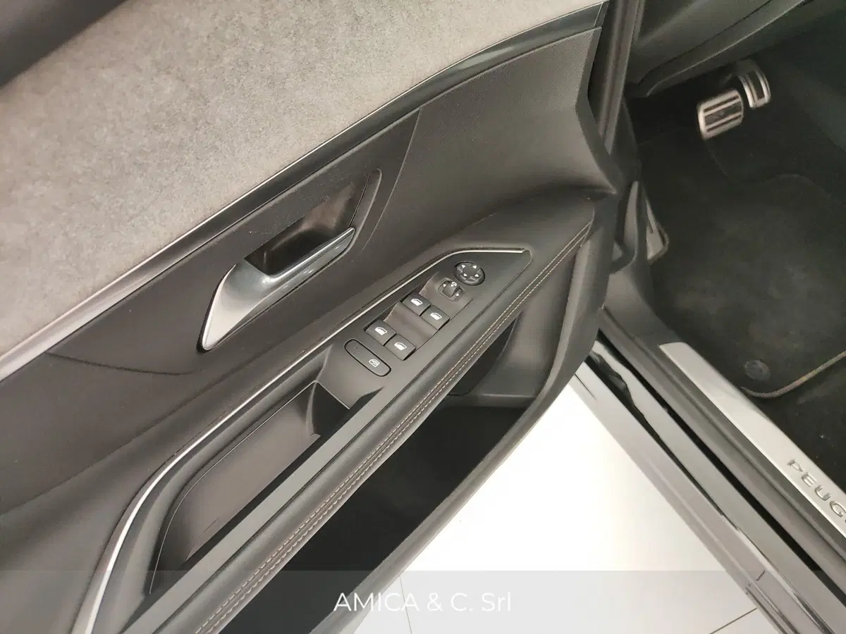 Peugeot 3008 usata a Caserta (12)