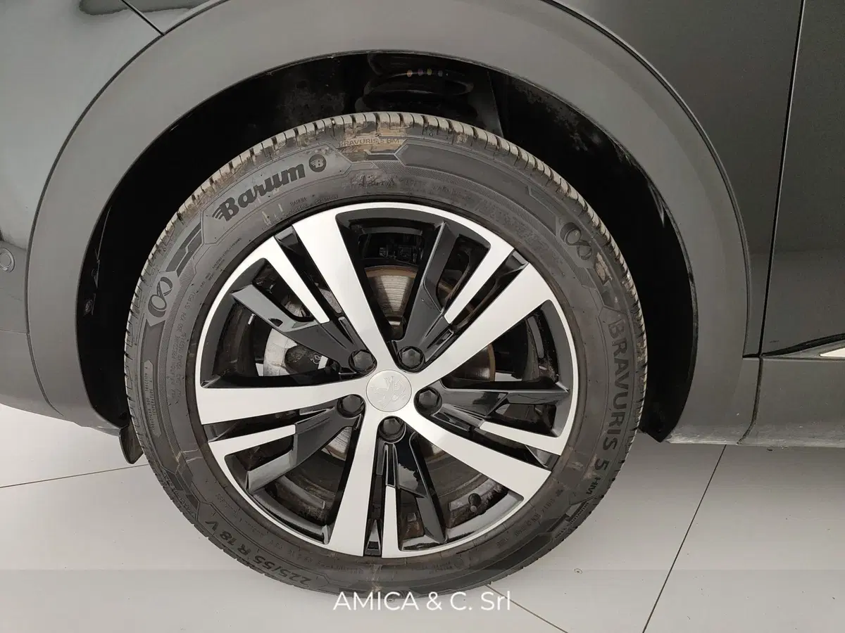 Peugeot 3008 usata a Caserta (9)