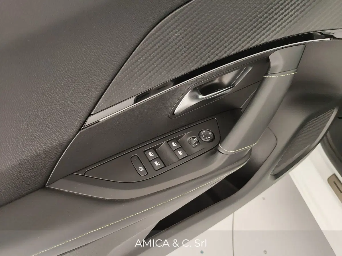 Peugeot 2008 usata a Caserta (11)