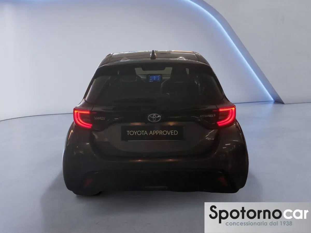 Toyota Yaris usata a Milano (5)