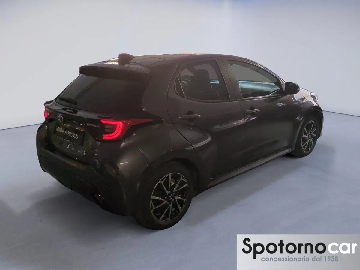Toyota Yaris usata a Milano (6)