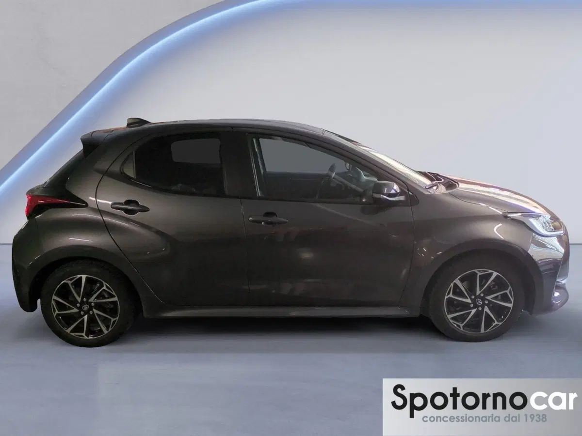 Toyota Yaris usata a Milano (7)