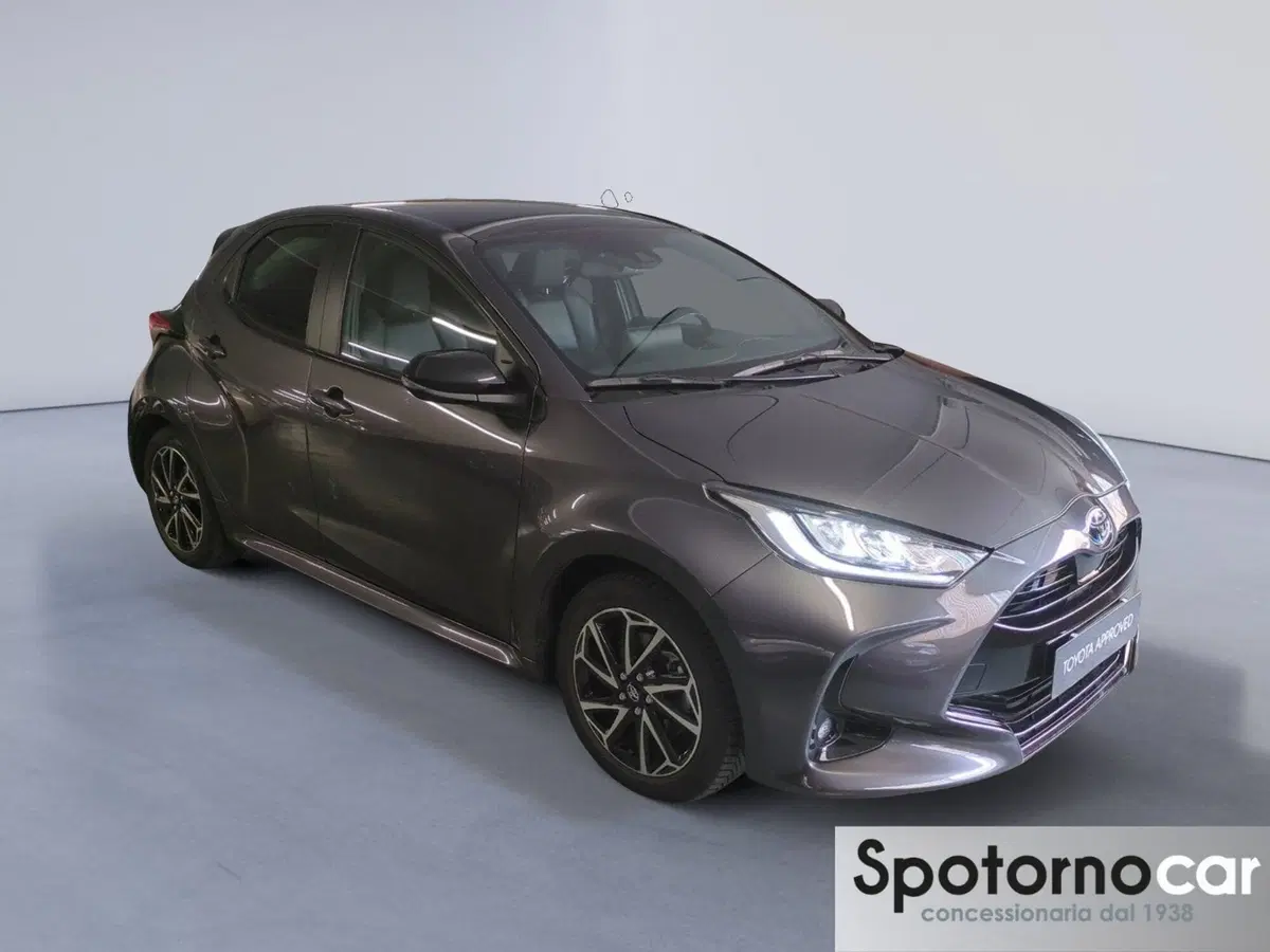 Toyota Yaris usata a Milano (9)