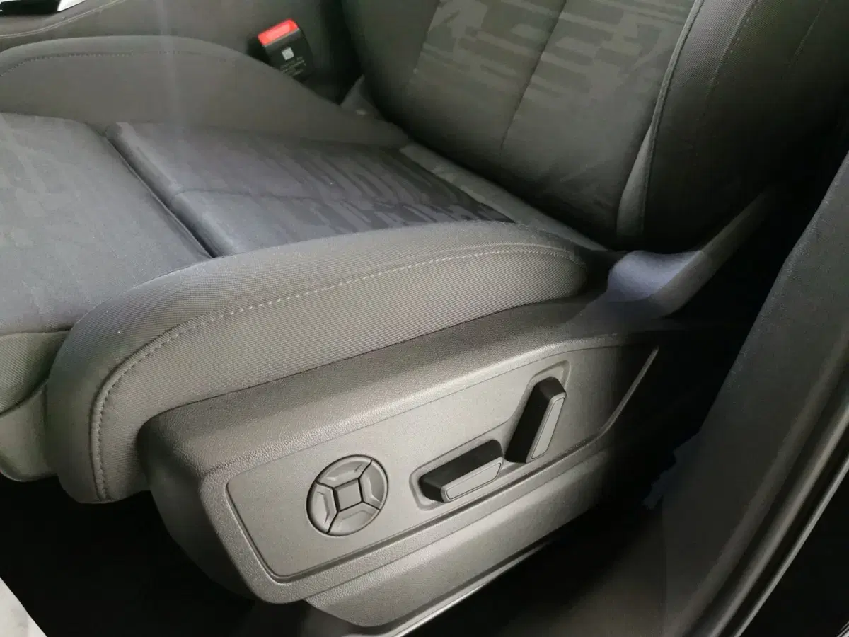 Audi Q5 Sportback usata a Teramo (15)