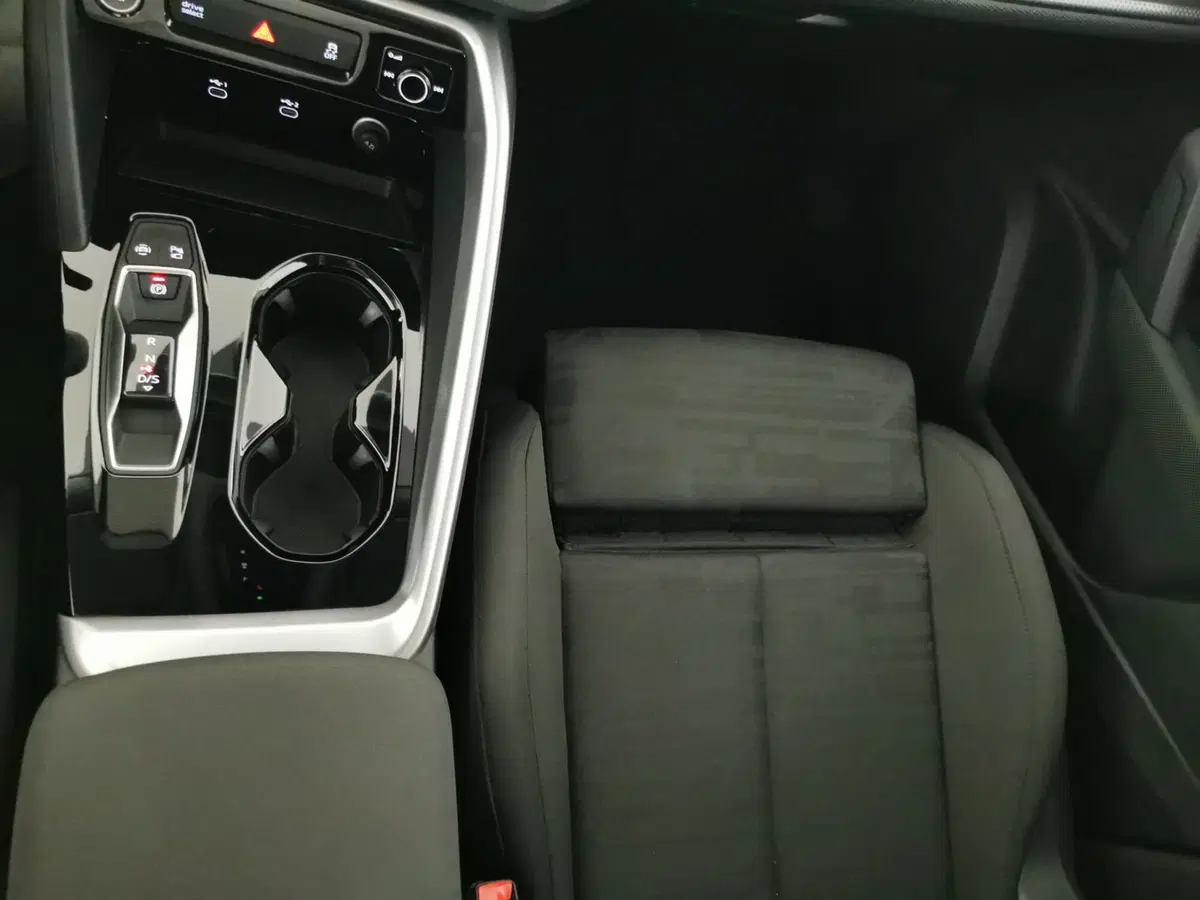 Audi Q5 Sportback usata a Teramo (18)