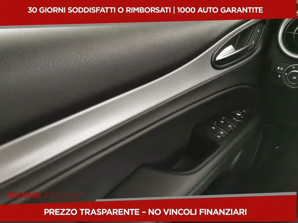 Alfa Romeo Stelvio usata a Chieti (16)