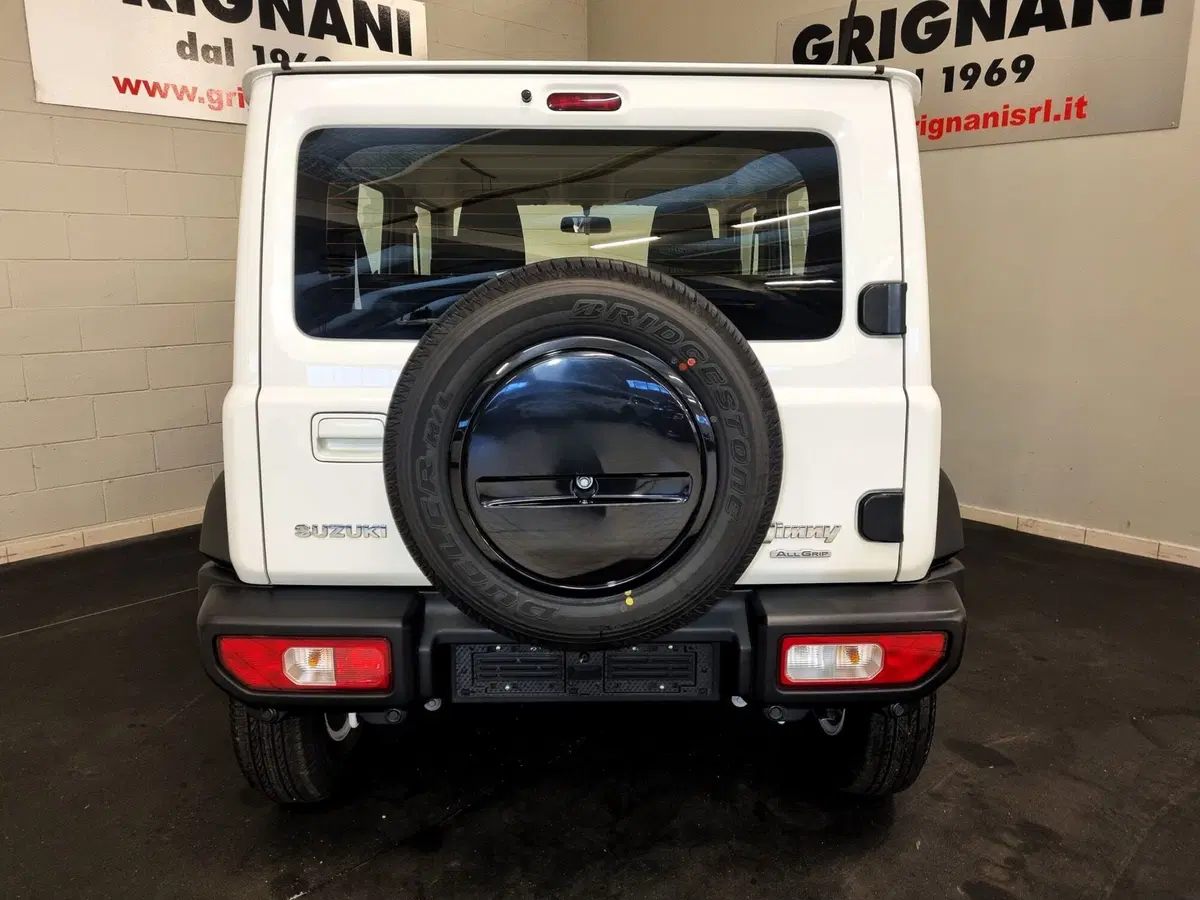 Suzuki Jimny nuova a Pavia (4)