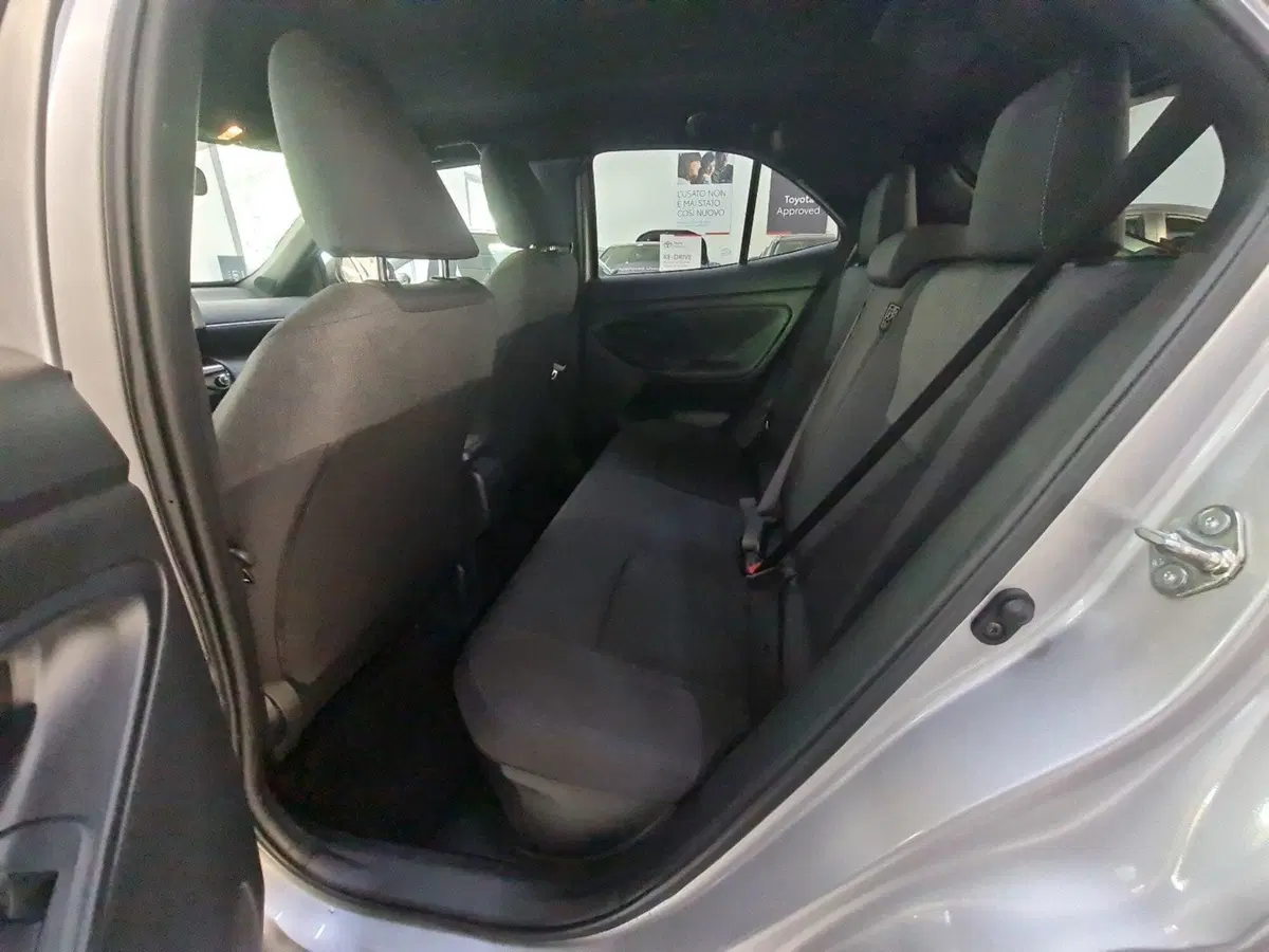 Toyota Yaris Cross usata a Modena (9)