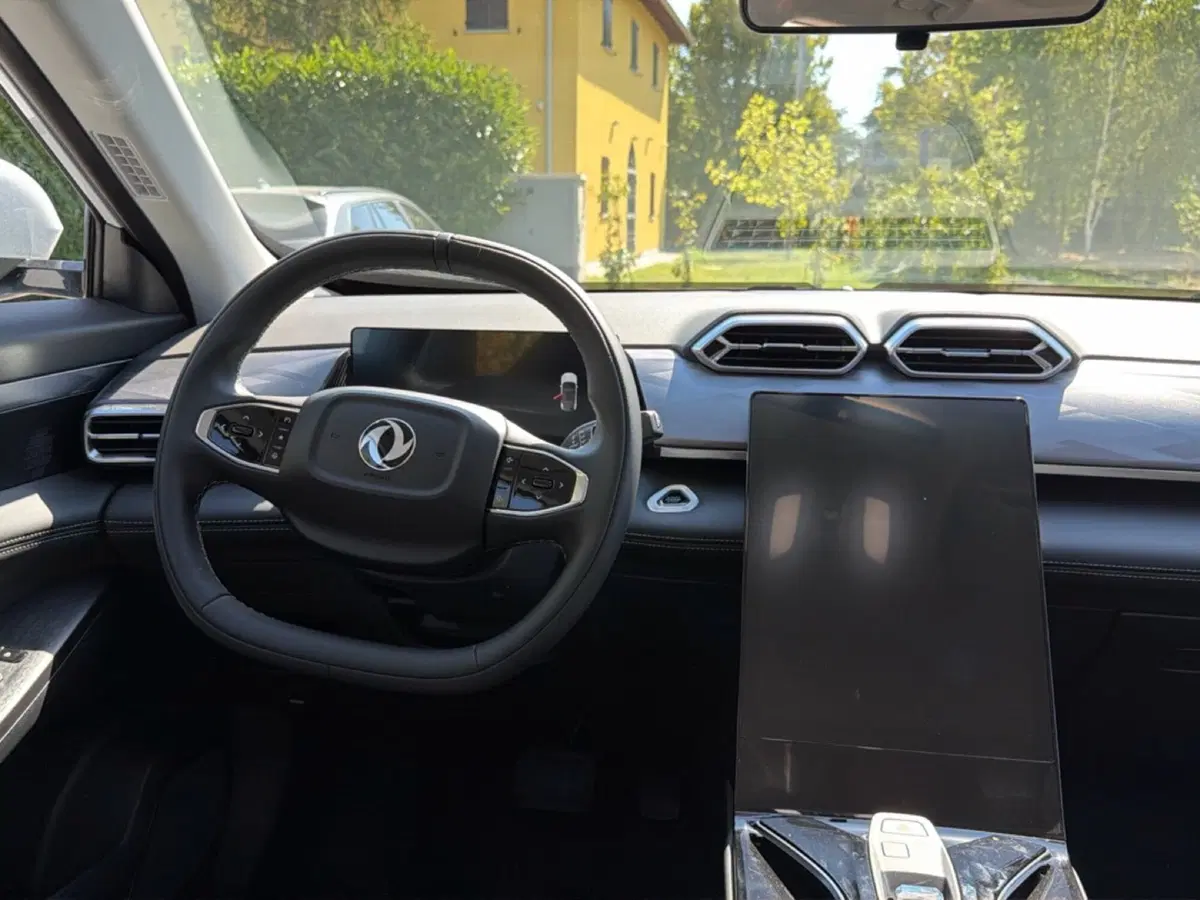 Dongfeng Mage  nuova a Bologna (14)