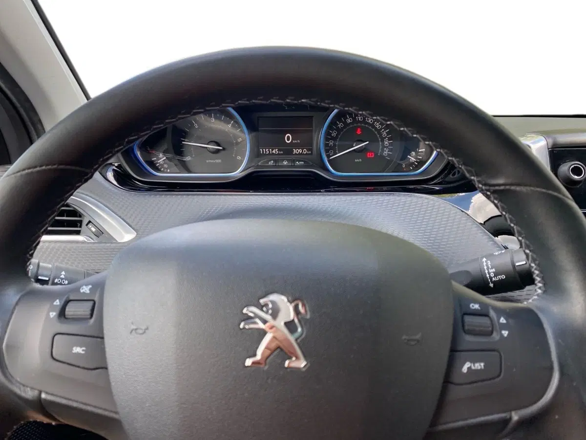 Peugeot 2008 usata a Bologna (14)