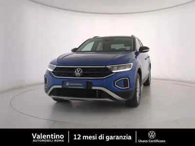 Volkswagen T-Roc 1.5 tsi Life dsg del 2023 usata a Roma