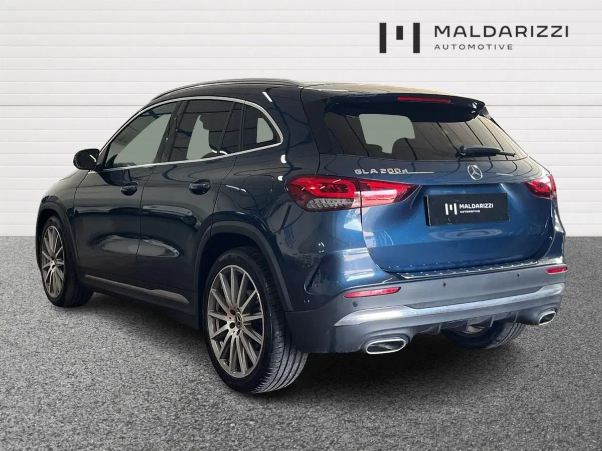Mercedes-Benz GLA SUV usata a Foggia (4)