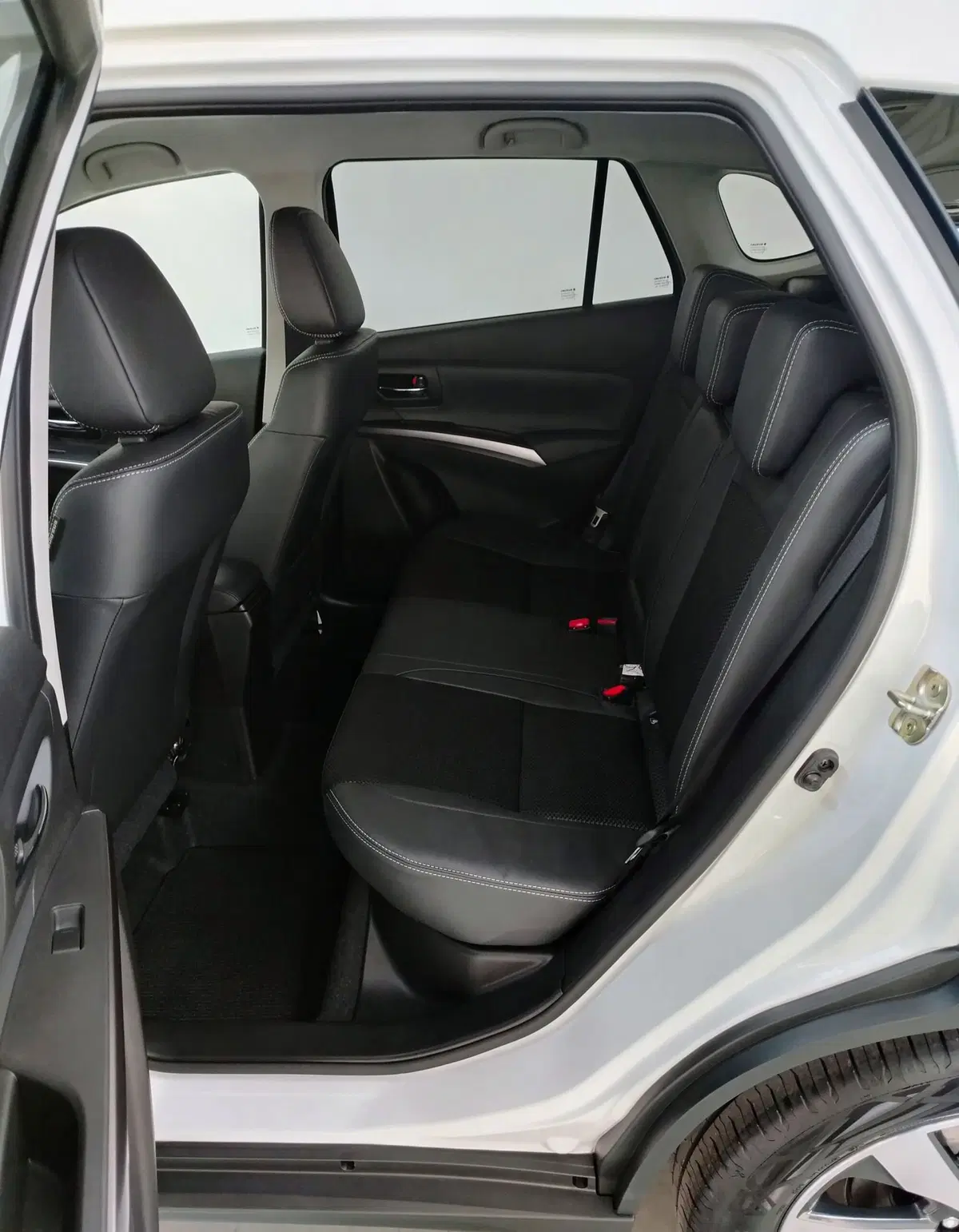 Suzuki S-Cross nuova a Rovigo (7)