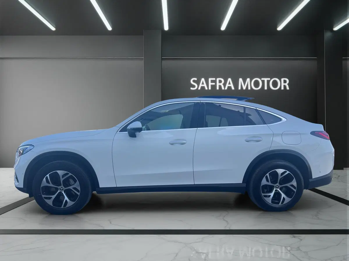 Mercedes-Benz GLC Coupé usata a Cosenza (4)