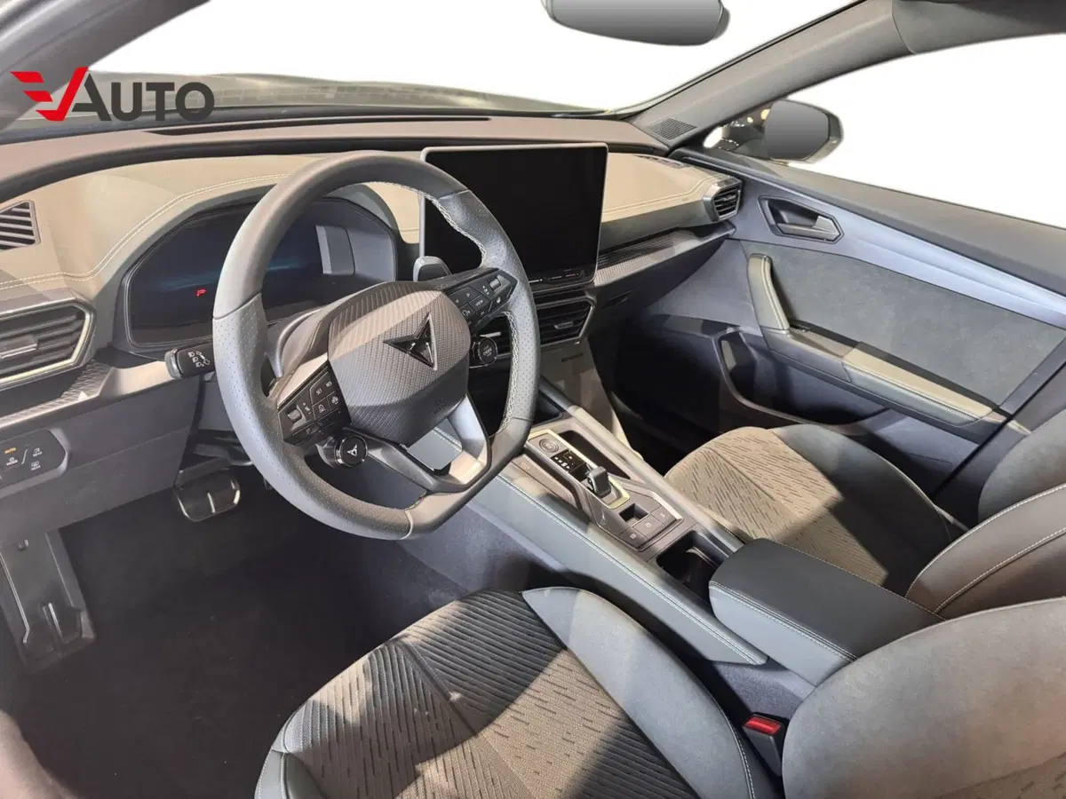 Cupra Formentor nuova a Vercelli (7)