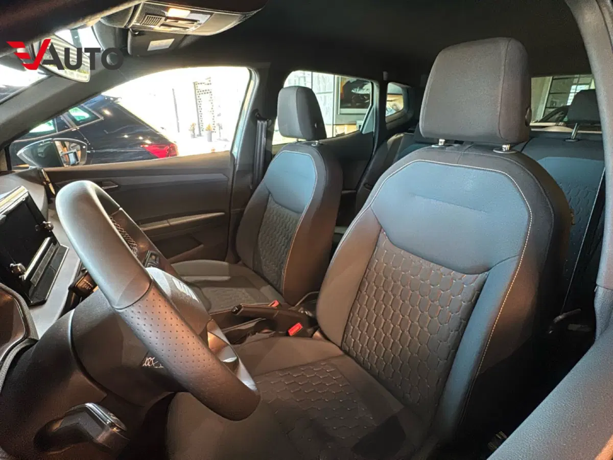 SEAT Arona nuova a Novara (15)
