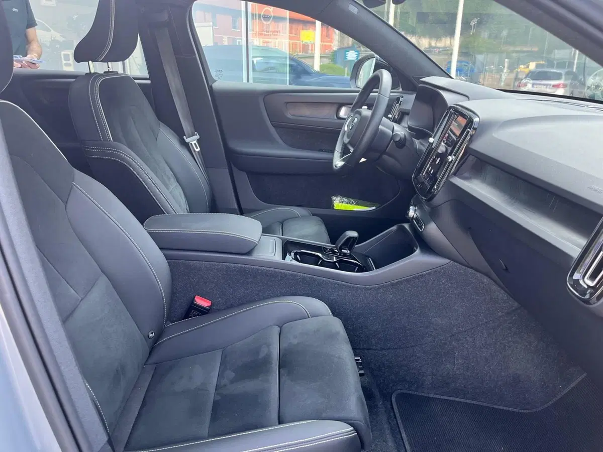 Volvo C40 usata a Como (8)