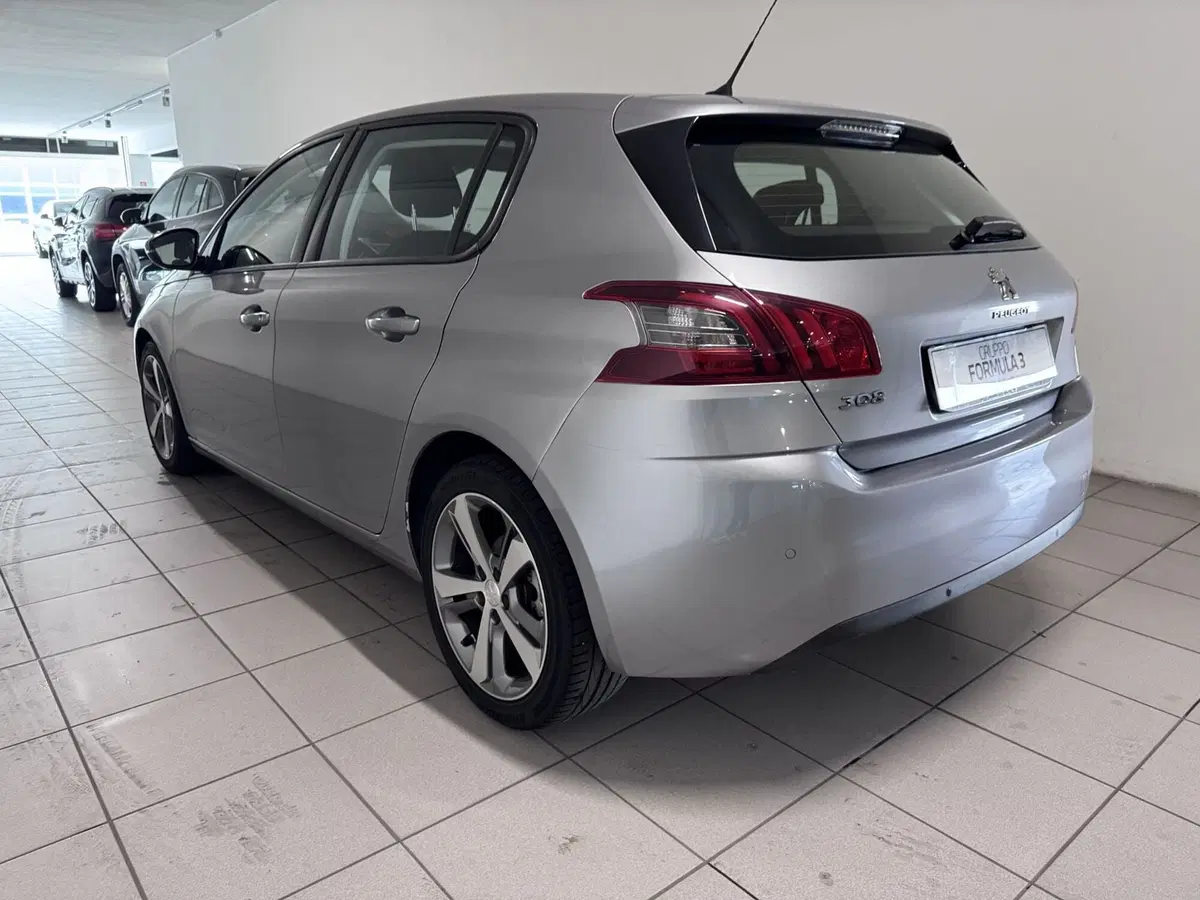 Peugeot 308 usata a Messina (3)