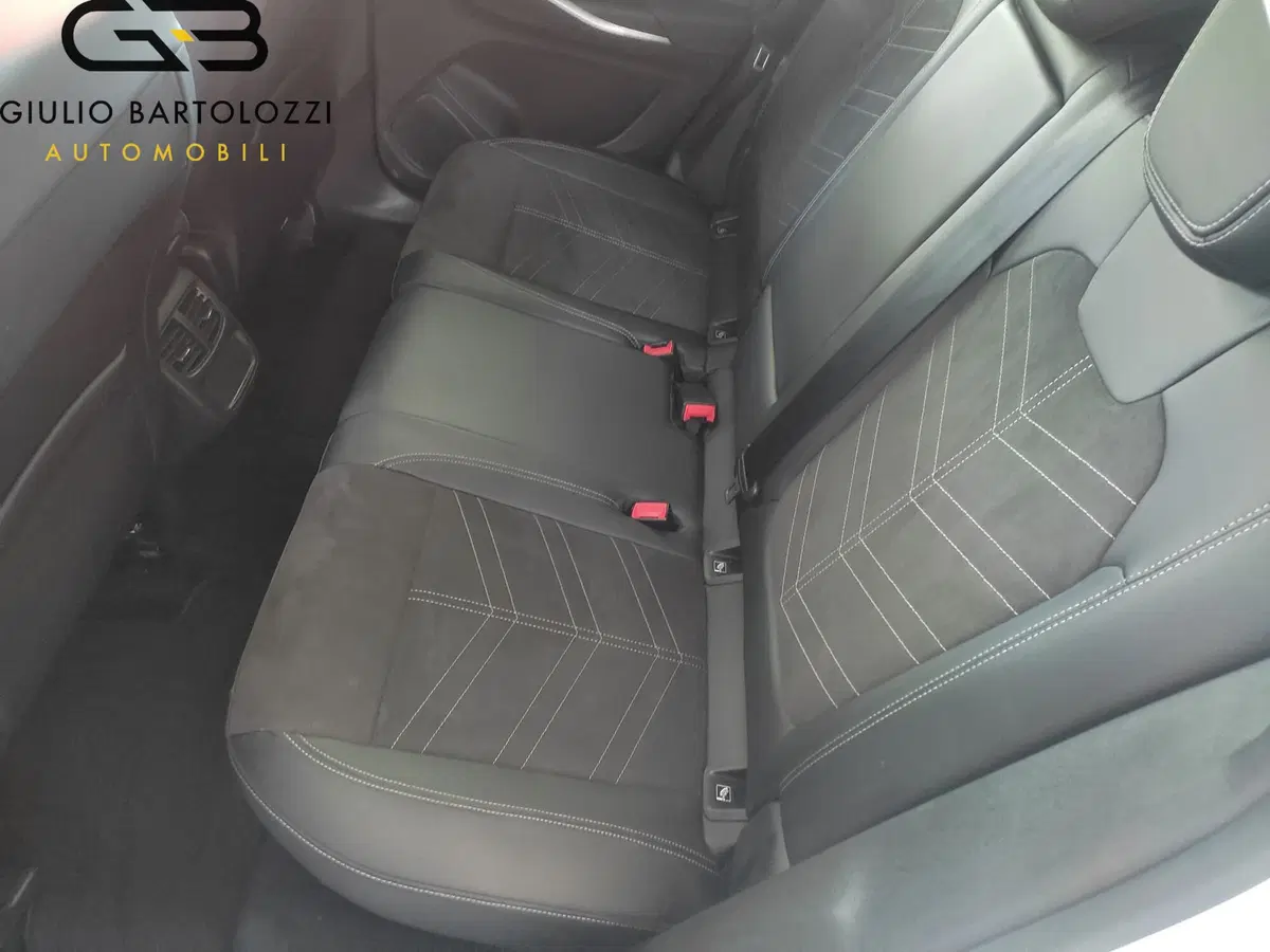 Opel Grandland usata a Prato (19)