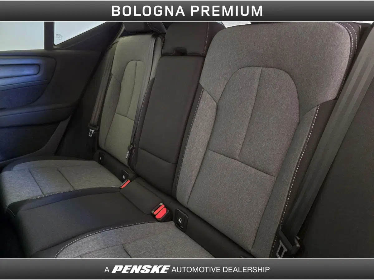 Volvo XC40 nuova a Bologna (19)