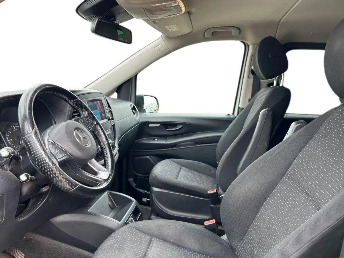 Mercedes-Benz Vito usata a Milano (10)
