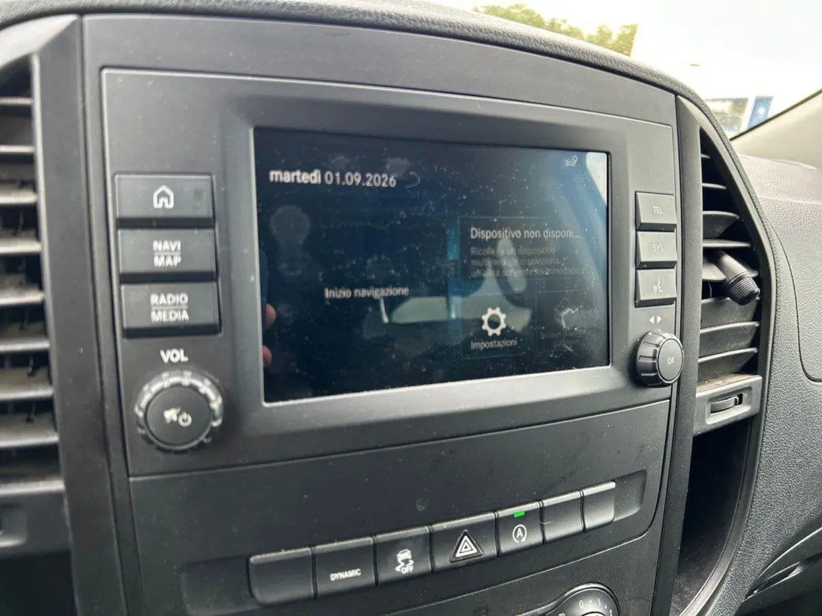 Mercedes-Benz Vito usata a Milano (12)