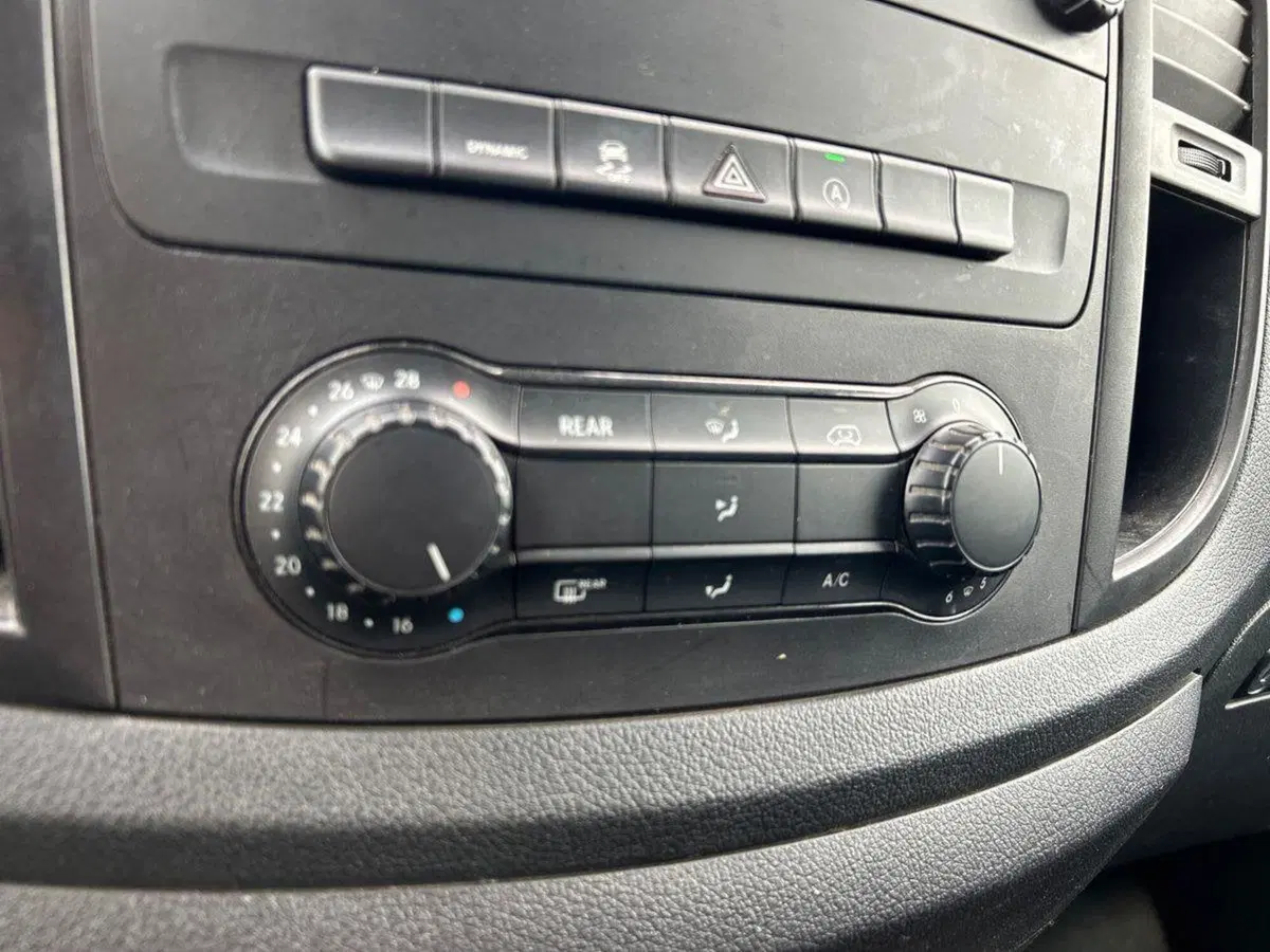 Mercedes-Benz Vito usata a Milano (14)