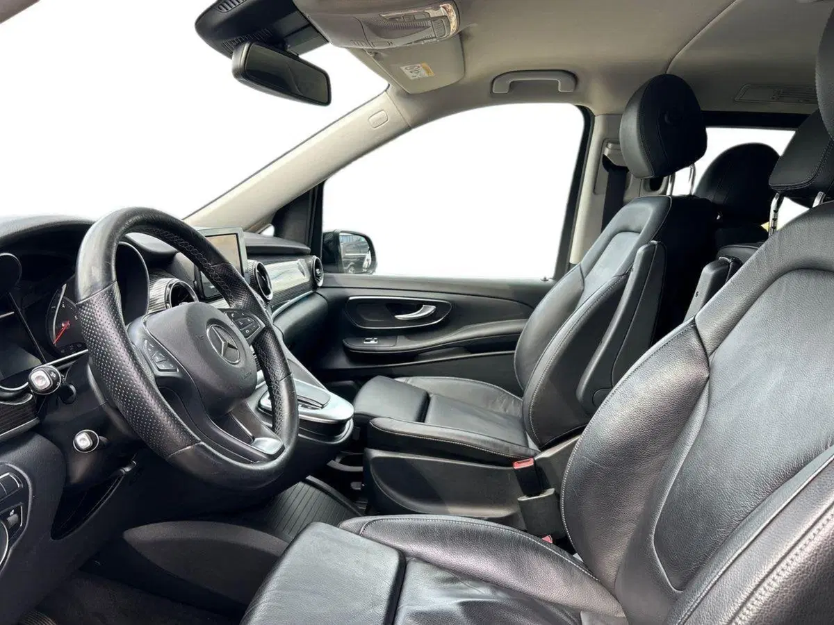 Mercedes-Benz Classe V usata a Milano (10)