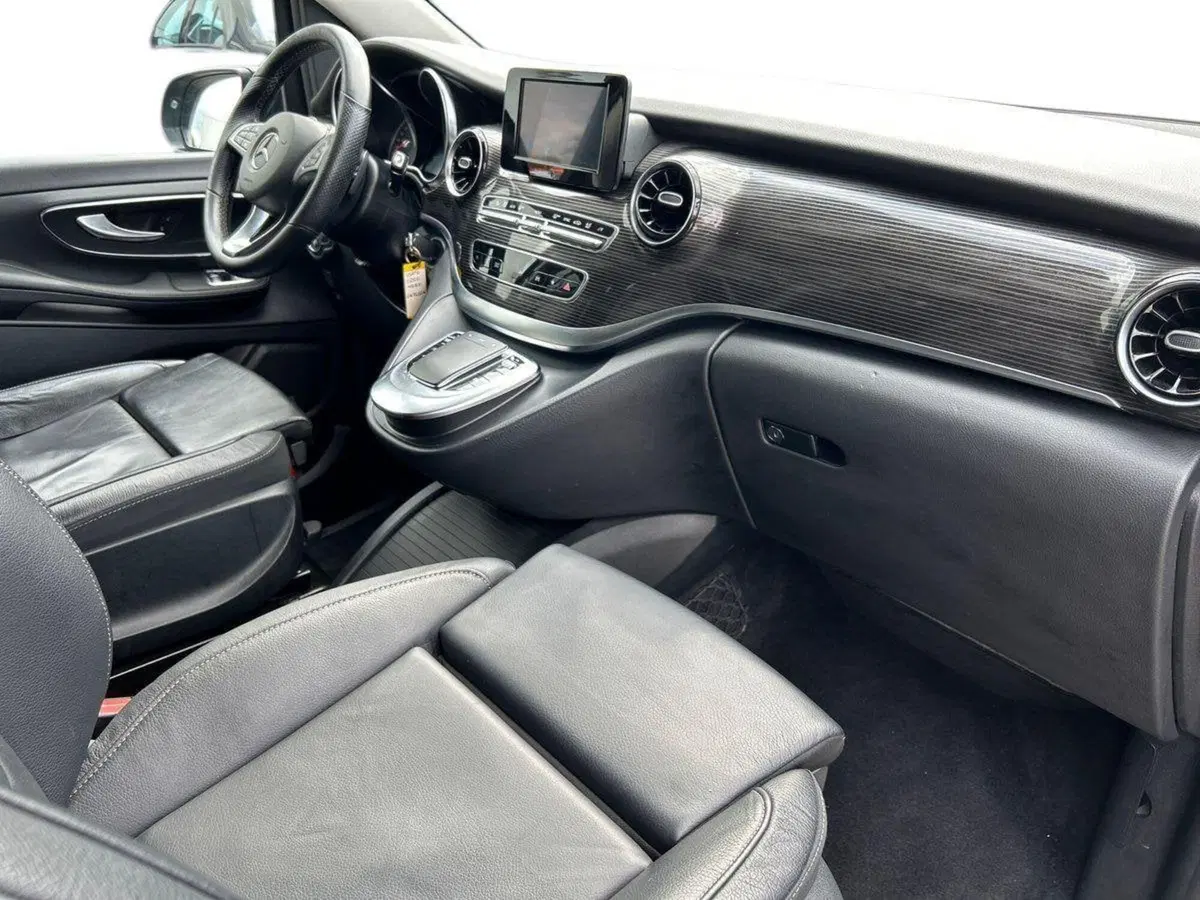 Mercedes-Benz Classe V usata a Milano (15)