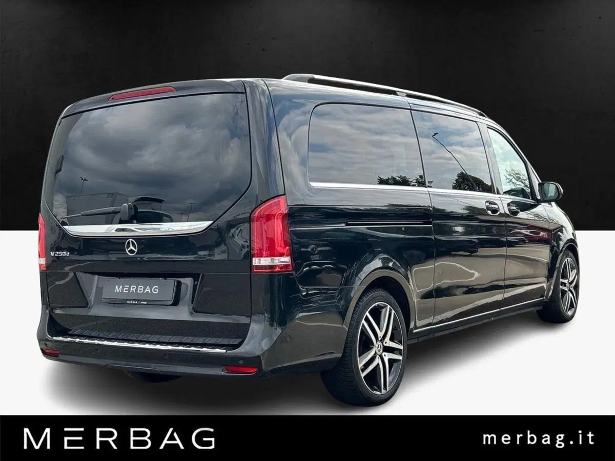 Mercedes-Benz Classe V usata a Milano (2)