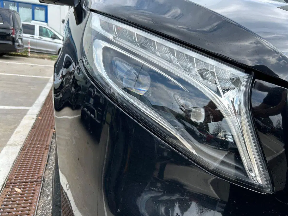 Mercedes-Benz Classe V usata a Milano (7)