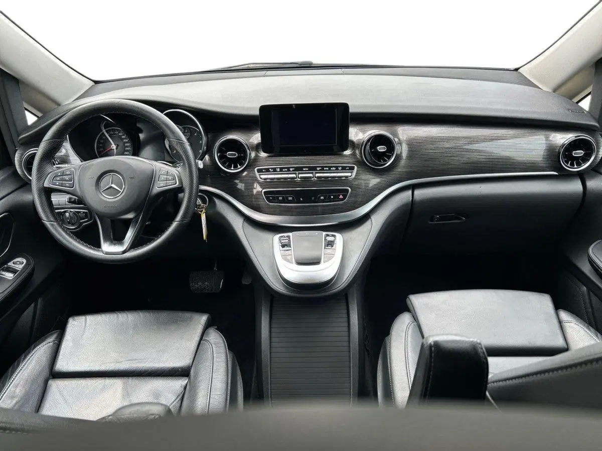Mercedes-Benz Classe V usata a Milano (9)
