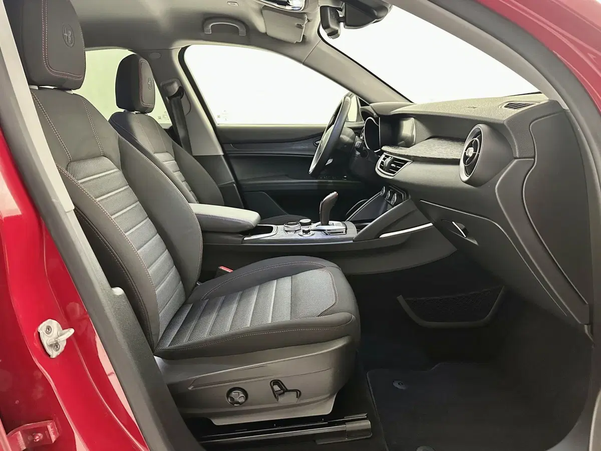 Alfa Romeo Stelvio usata a Bergamo (3)