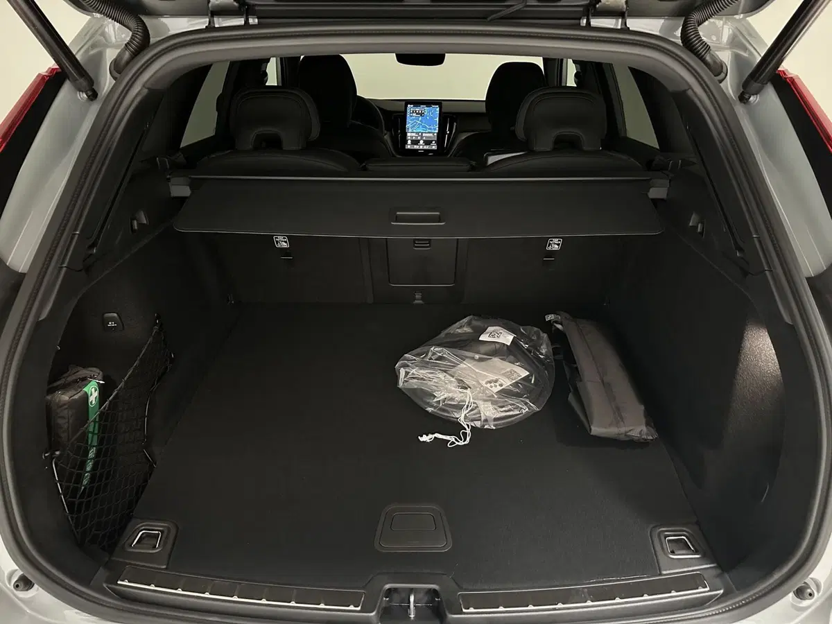 Volvo XC60 nuova a Bergamo (12)