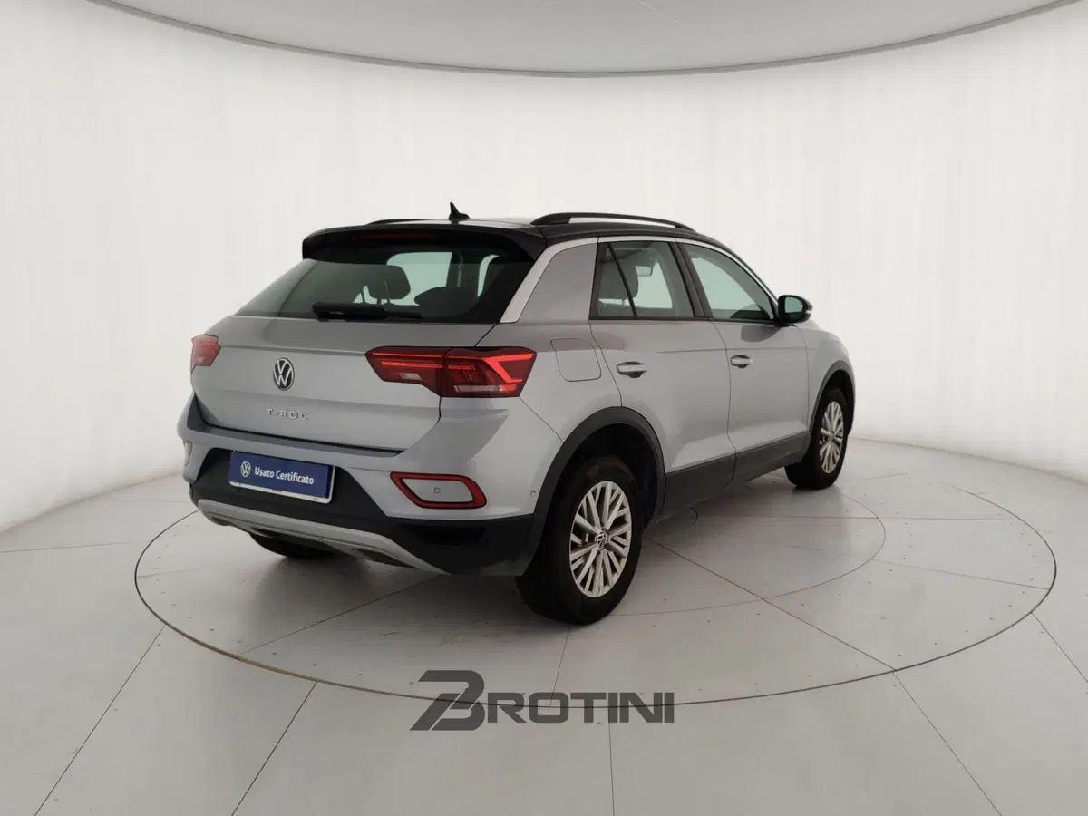 Volkswagen T-Roc usata a Massa-Carrara (3)