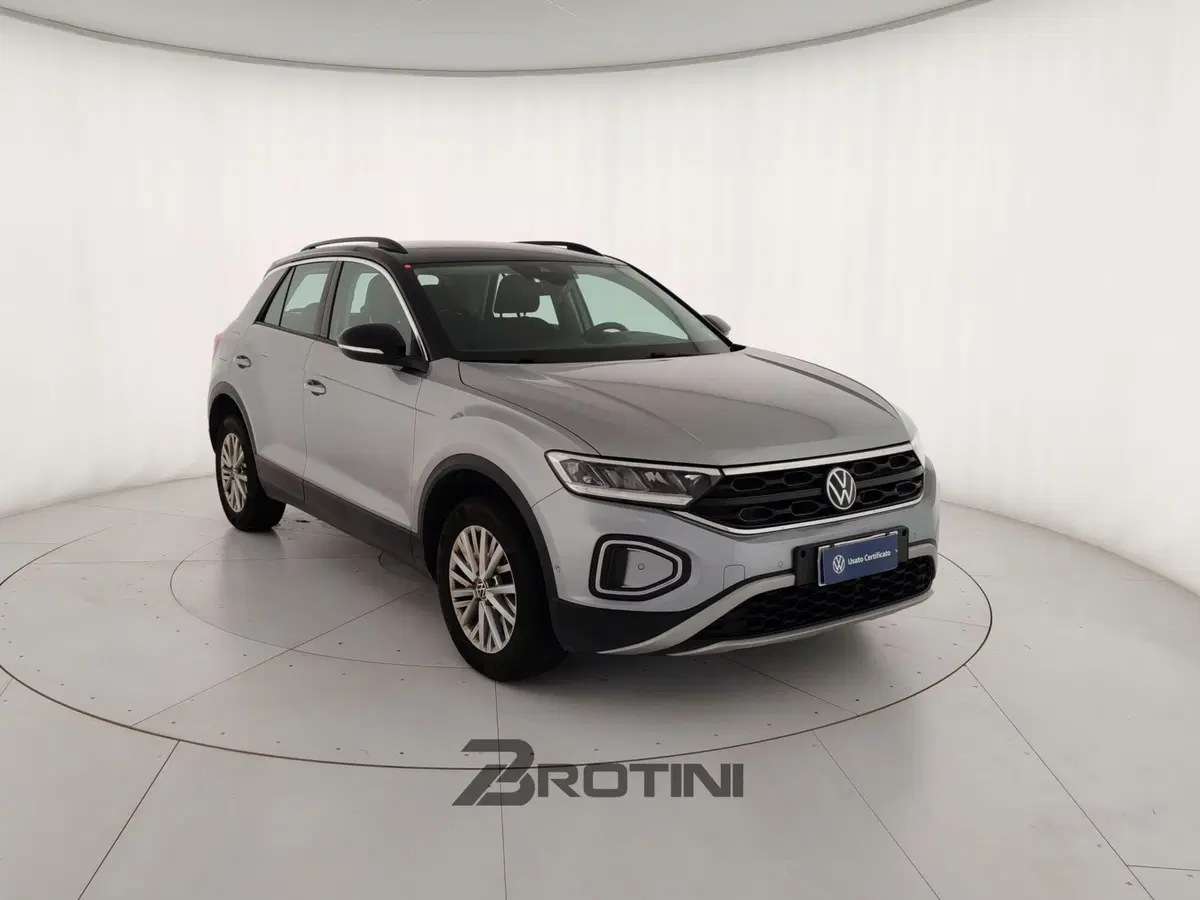 Volkswagen T-Roc usata a Massa-Carrara (4)