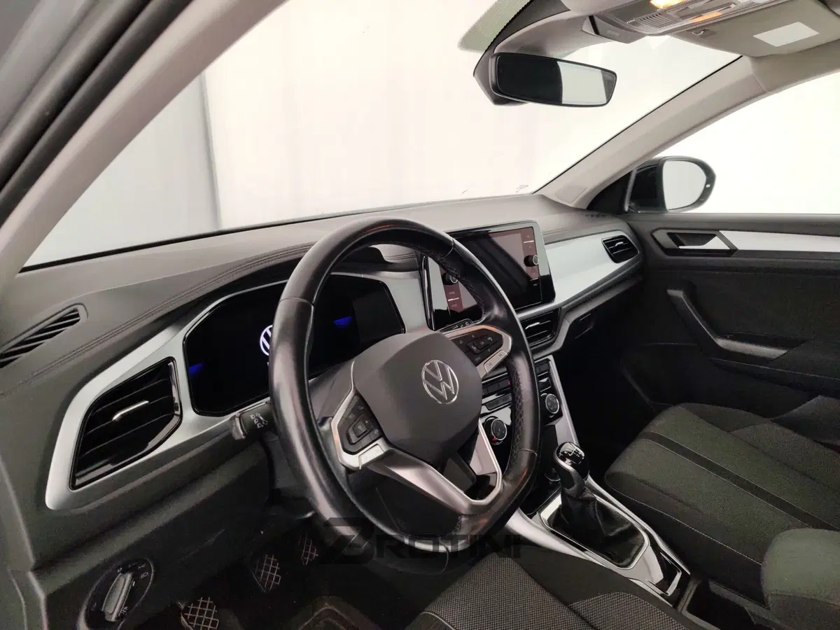 Volkswagen T-Roc usata a Massa-Carrara (7)