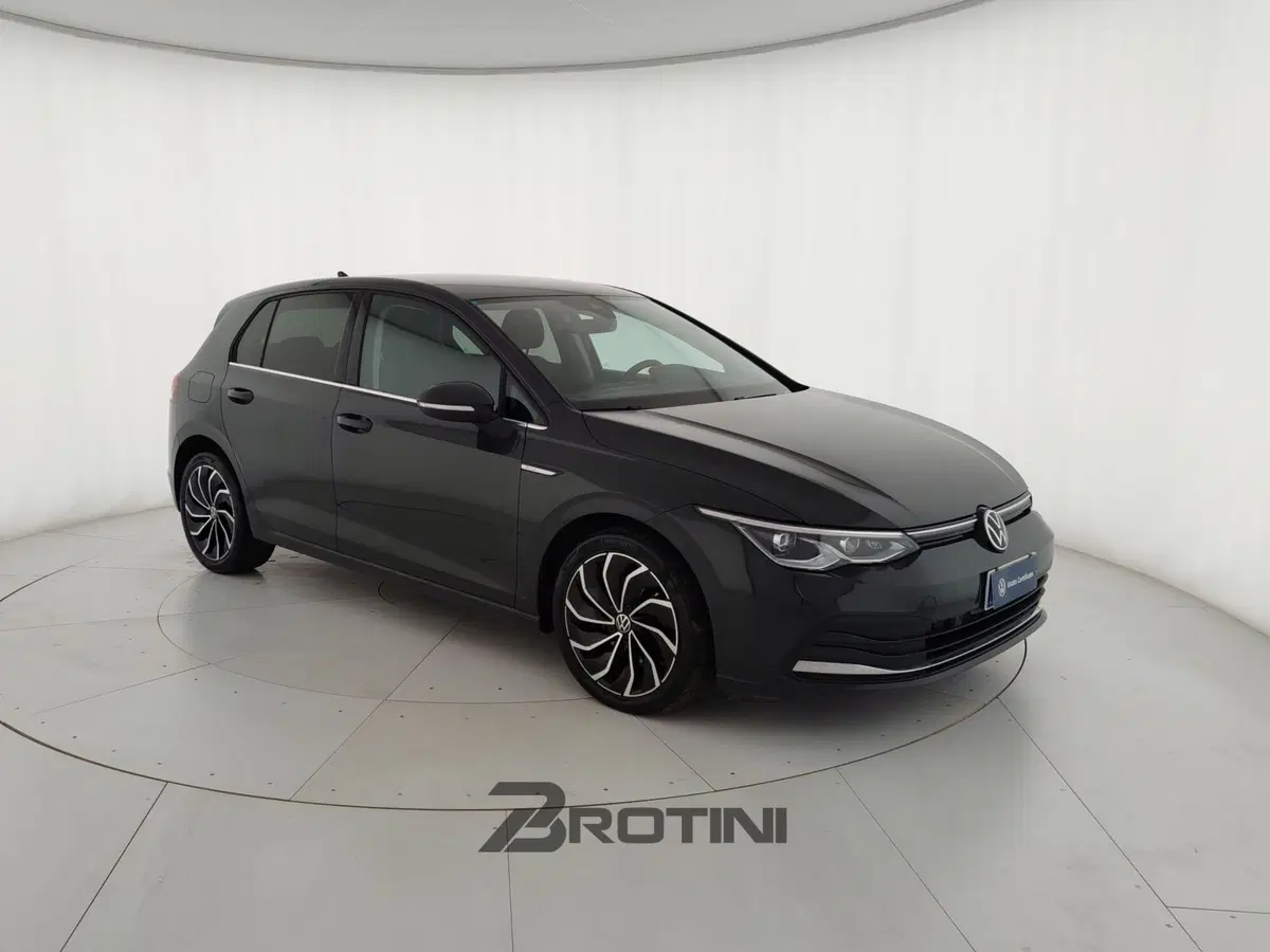 Volkswagen Golf usata a Massa-Carrara (4)