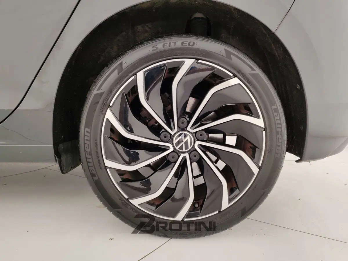 Volkswagen Golf usata a Massa-Carrara (6)