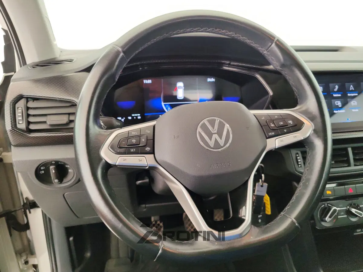 Volkswagen T-Cross usata a Massa-Carrara (14)
