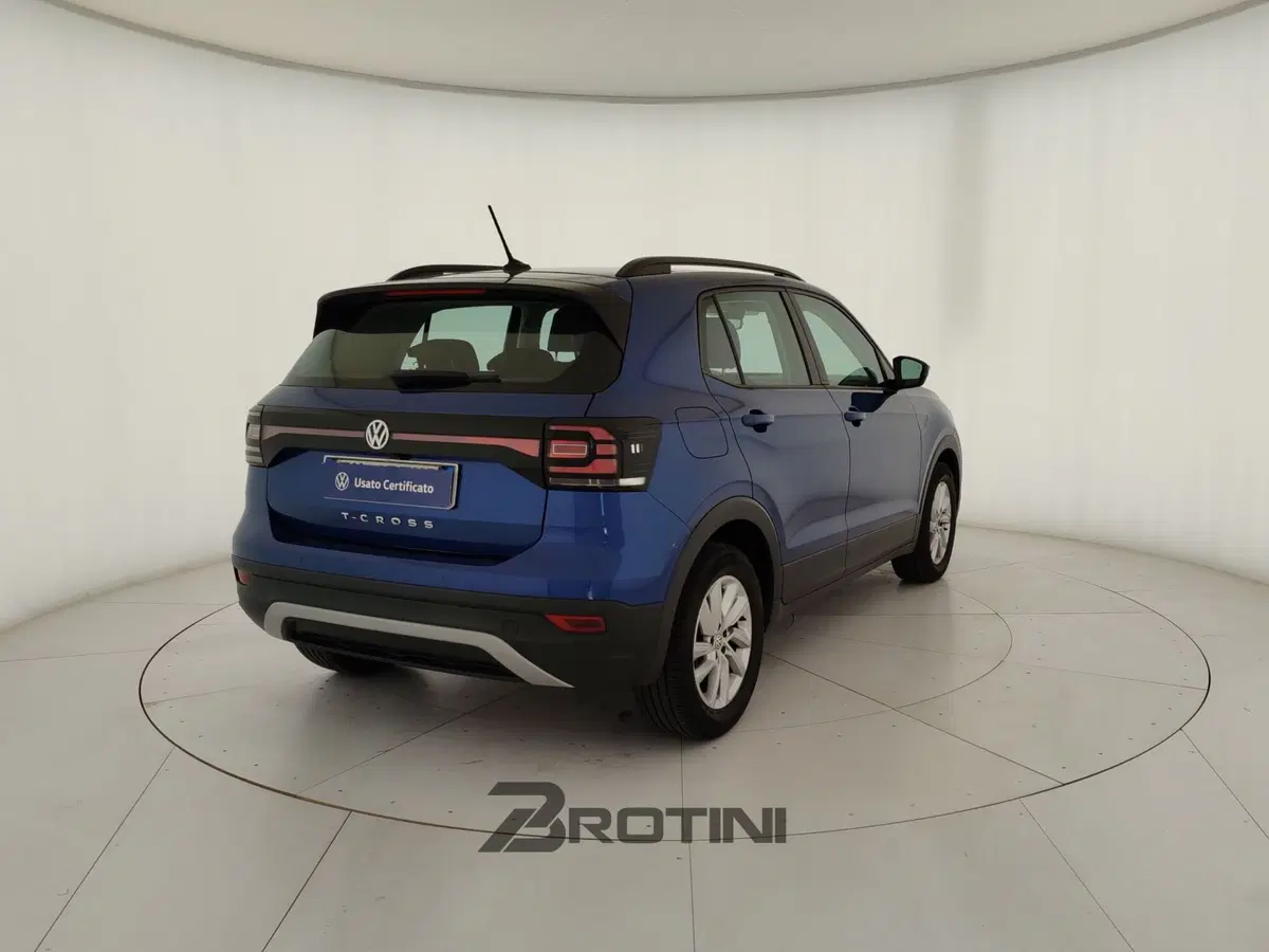 Volkswagen T-Cross usata a Massa-Carrara (3)