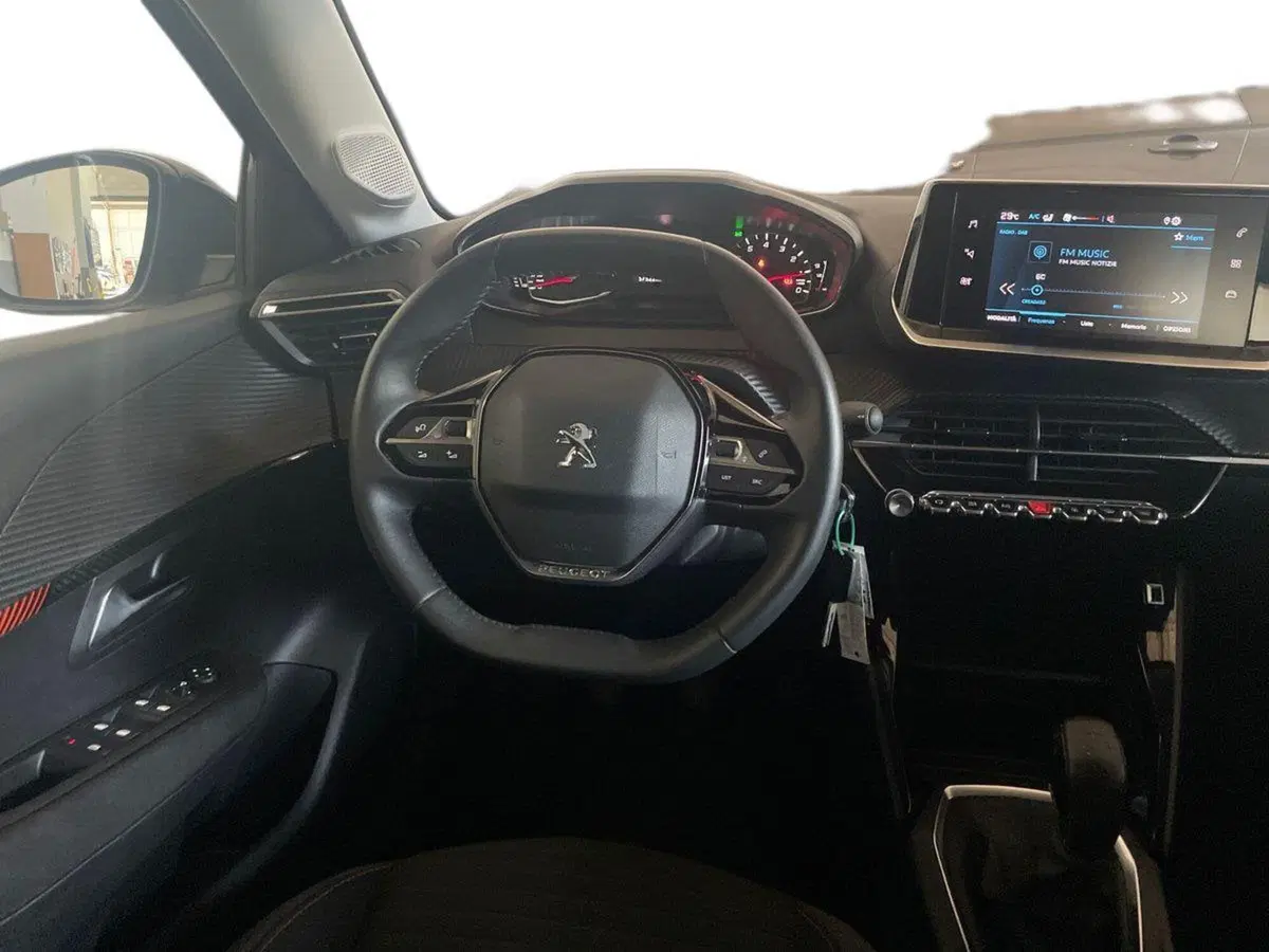Peugeot 208 usata a Salerno (10)