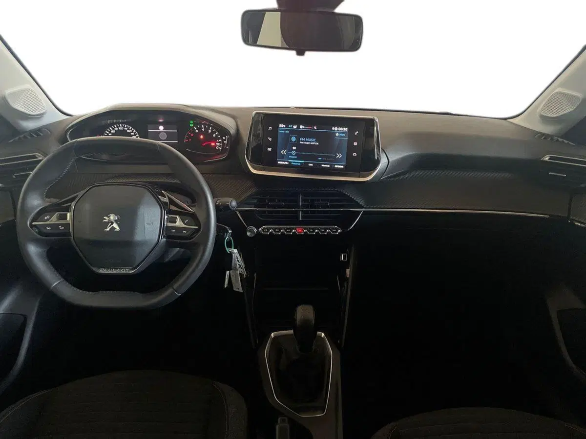 Peugeot 208 usata a Salerno (11)