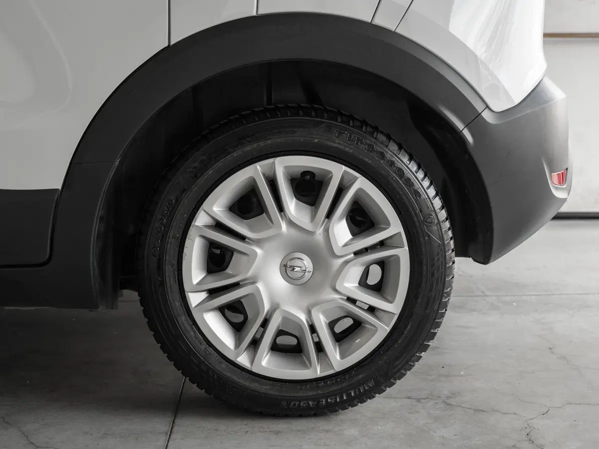 Opel Crossland X usata a Prato (4)