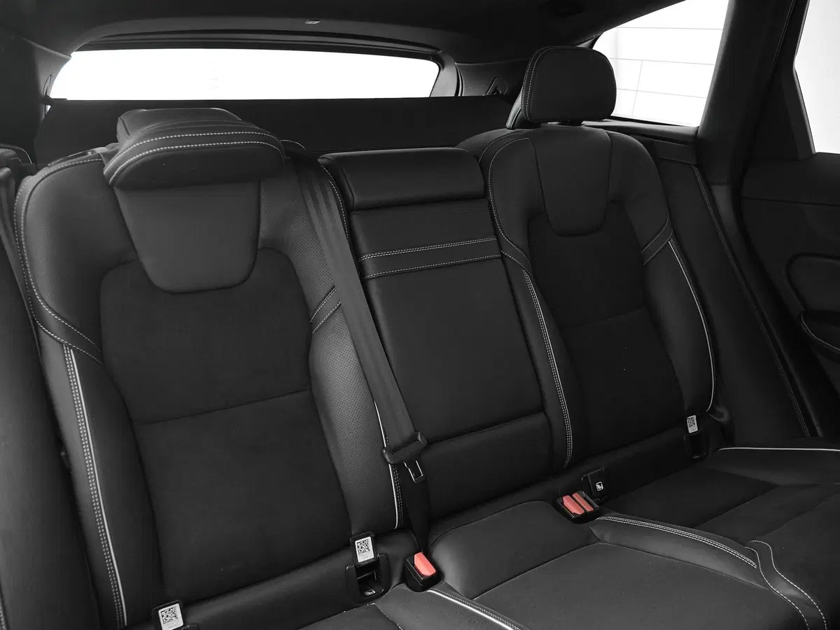 Volvo XC60 usata a Prato (18)