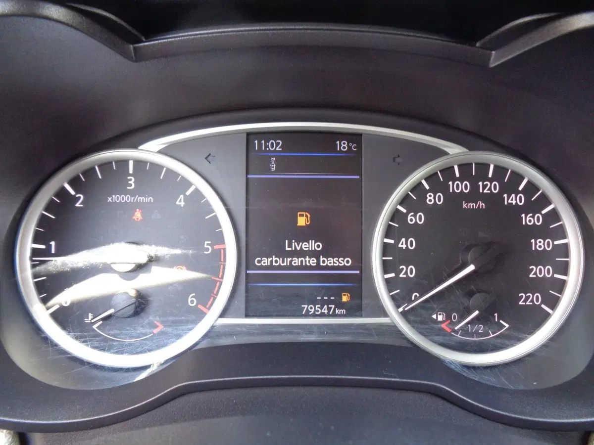 Nissan Micra usata a Belluno (10)