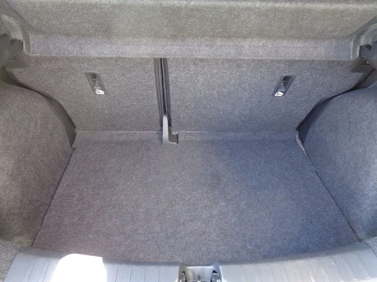 Nissan Micra usata a Belluno (16)