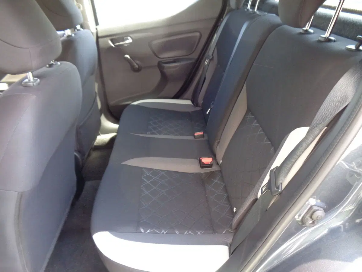 Nissan Micra usata a Belluno (9)