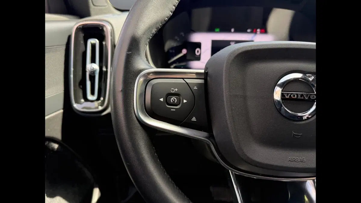 Volvo XC40 usata a Palermo (16)